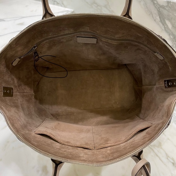 LOUIS VUITTON Veau Cachemire Soft Lockit PM Galet - Picture 2 of 13